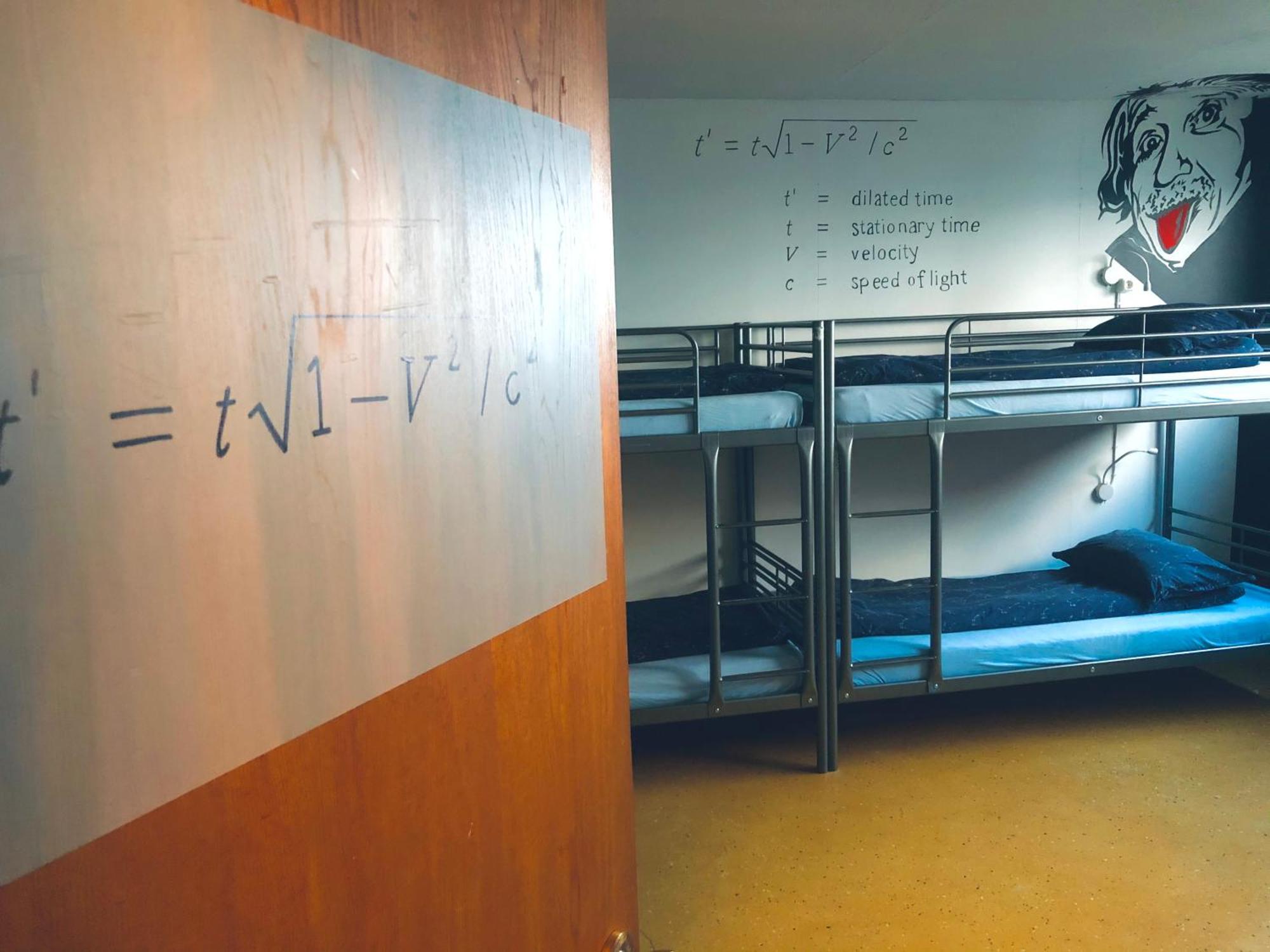 The Freezer Hostel&Culture Center Hellissandur Zimmer foto