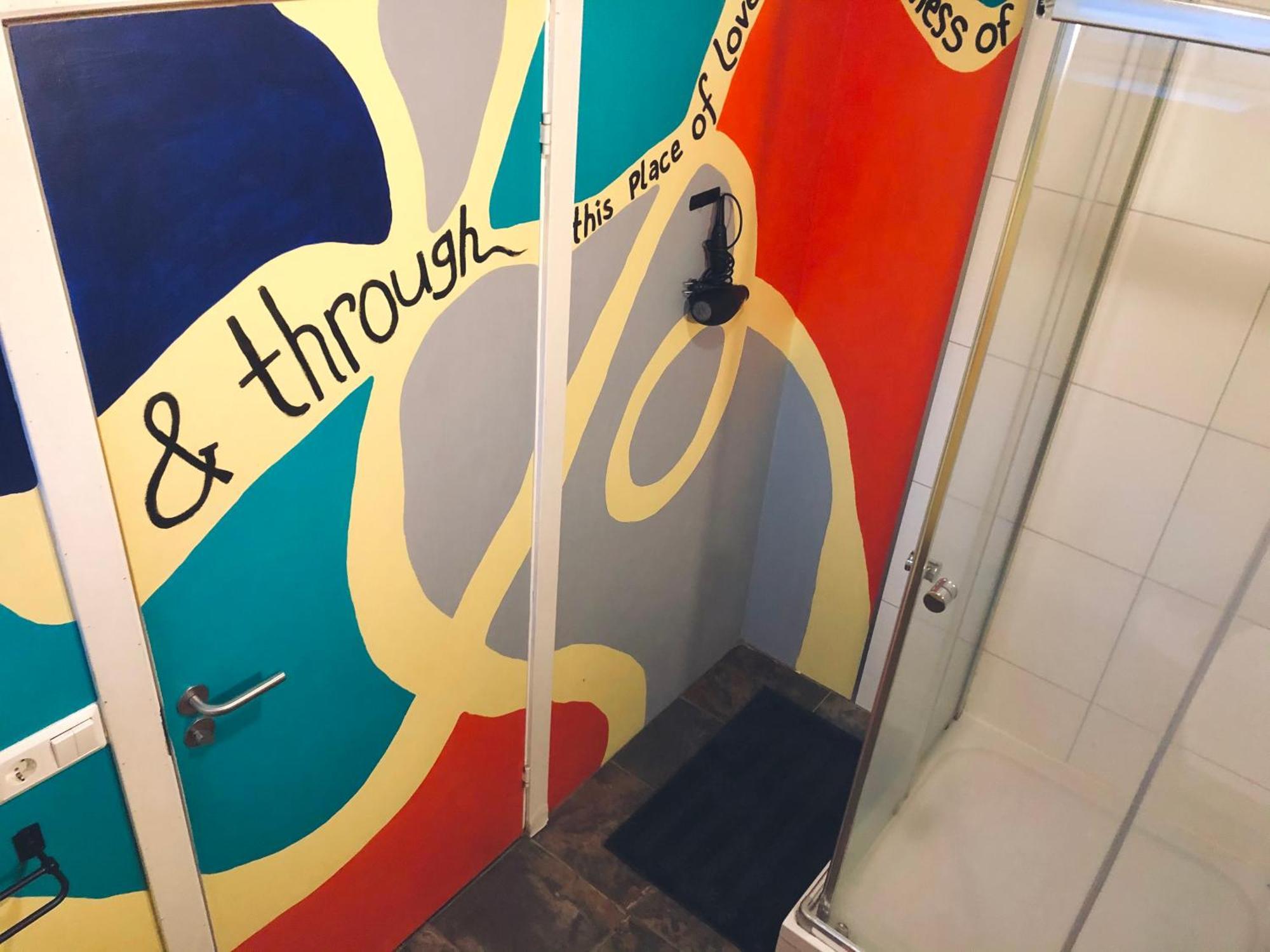The Freezer Hostel&Culture Center Hellissandur Zimmer foto